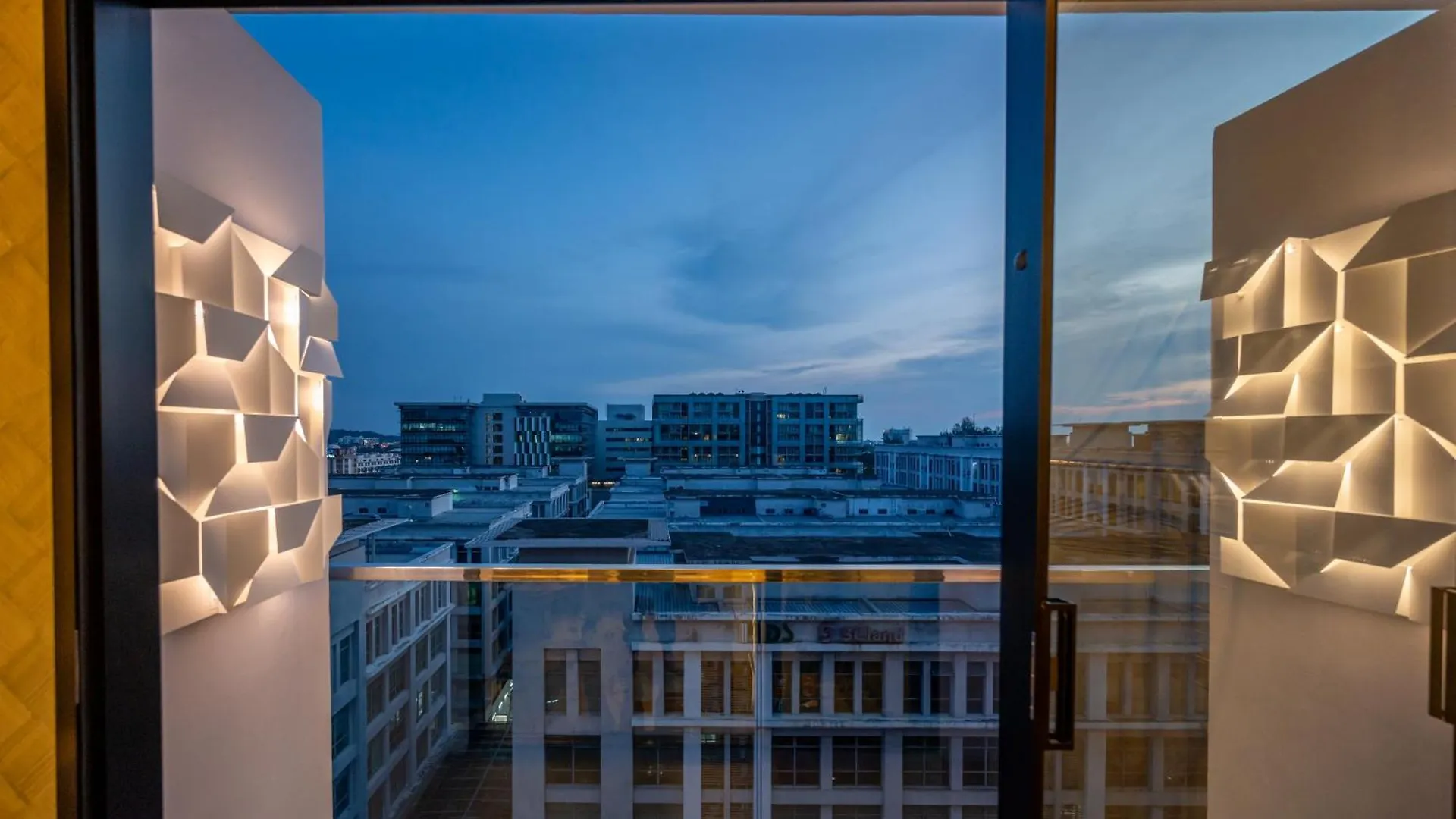 Hotel Ritz Residence @ Imago Loft B 7Th Floor Kota Kinabalu