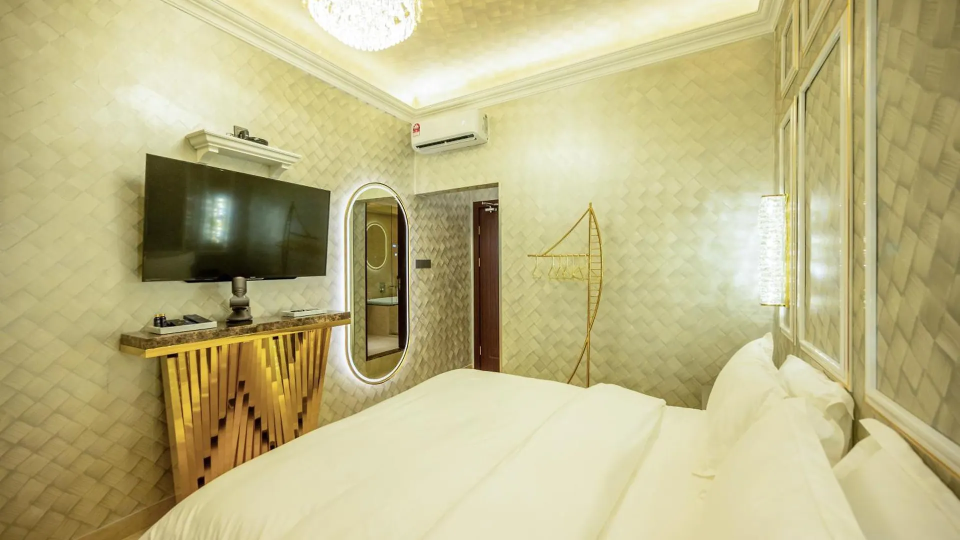 Ritz Residence @ Imago Loft B 7Th Floor Kota Kinabalu Malaysia