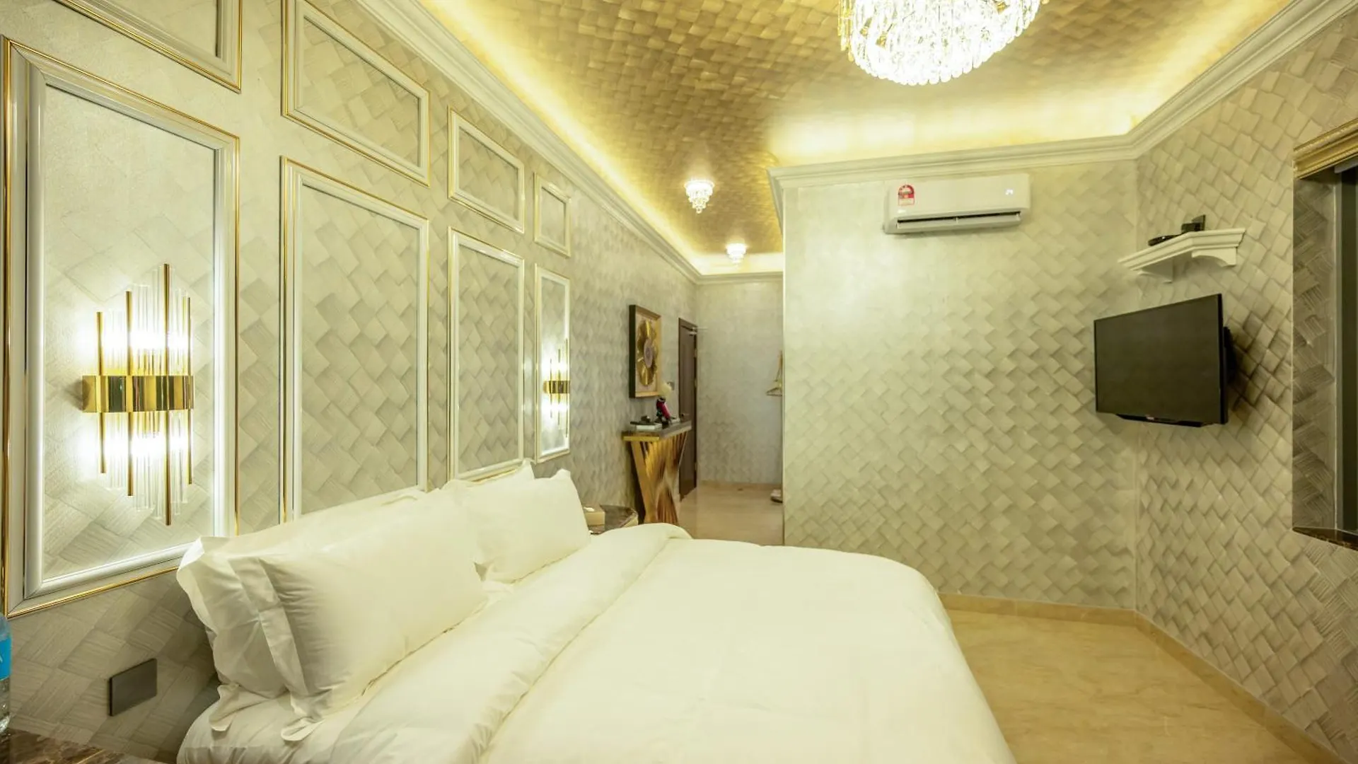 Ritz Residence @ Imago Loft B 7Th Floor Kota Kinabalu 5*,