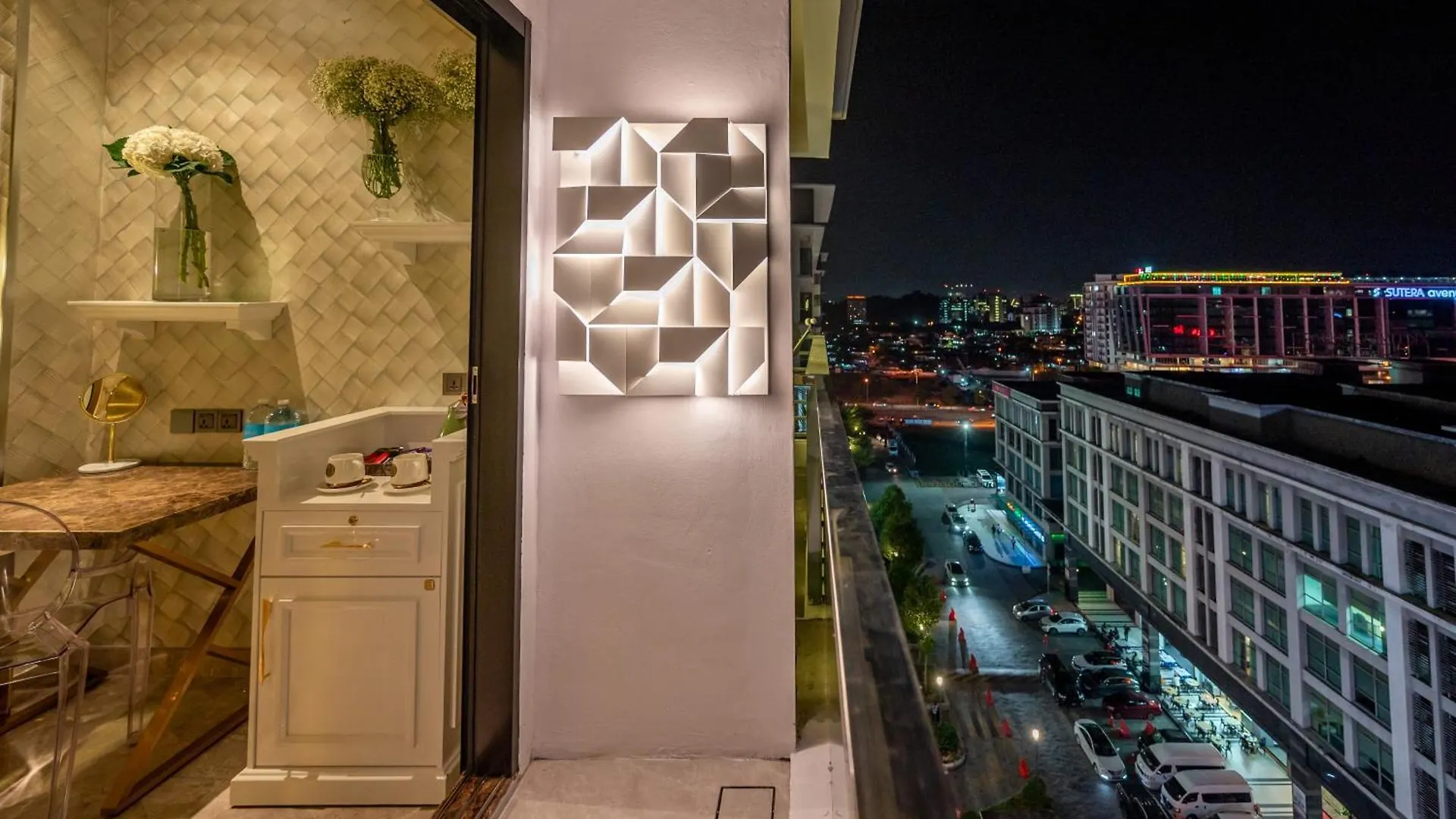 Ritz Residence @ Imago Loft B 7Th Floor Kota Kinabalu Hotel